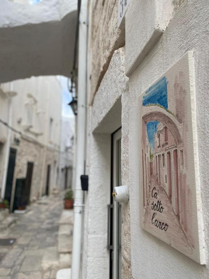 Cà sotto l’arco Acomodação com café da manhã Ostuni Exterior foto