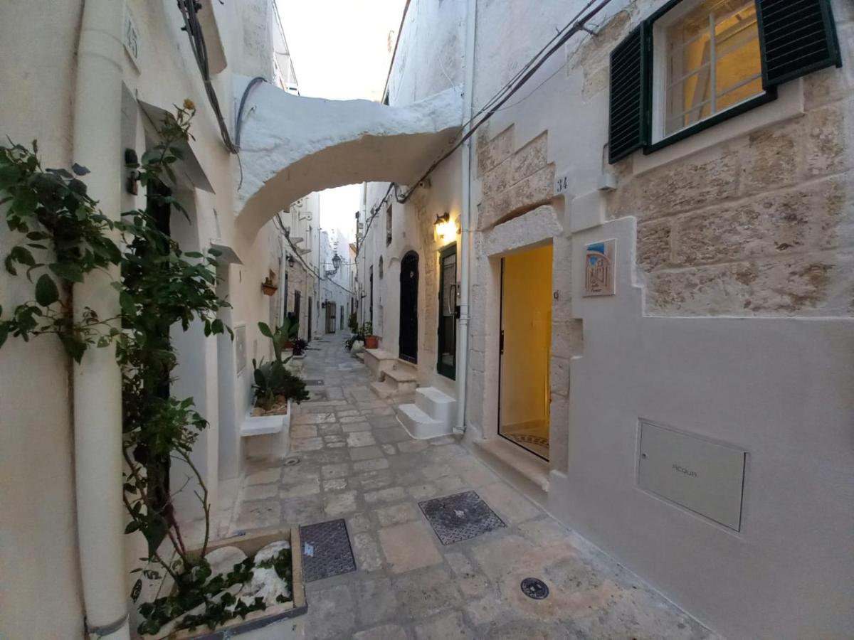 Cà sotto l’arco Acomodação com café da manhã Ostuni Exterior foto