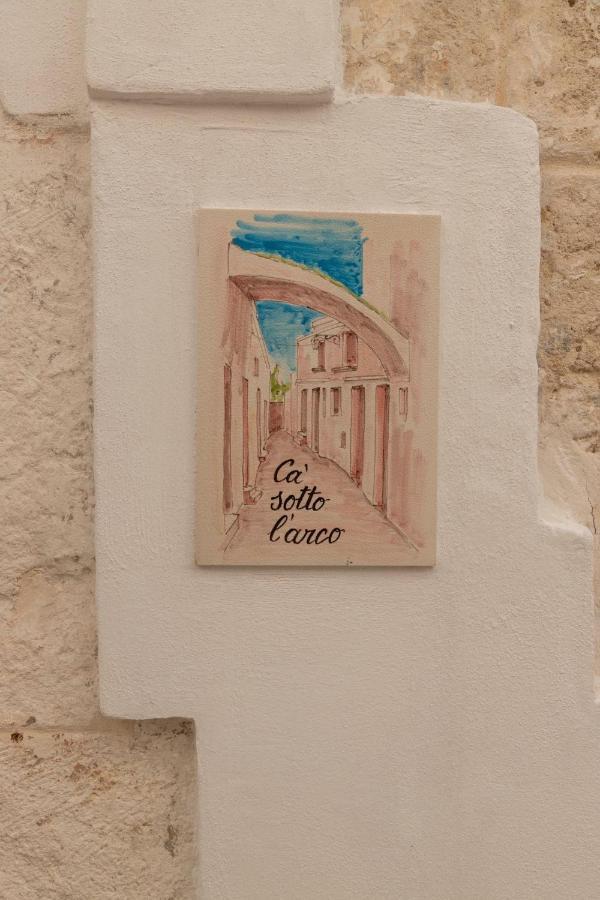 Cà sotto l’arco Acomodação com café da manhã Ostuni Exterior foto
