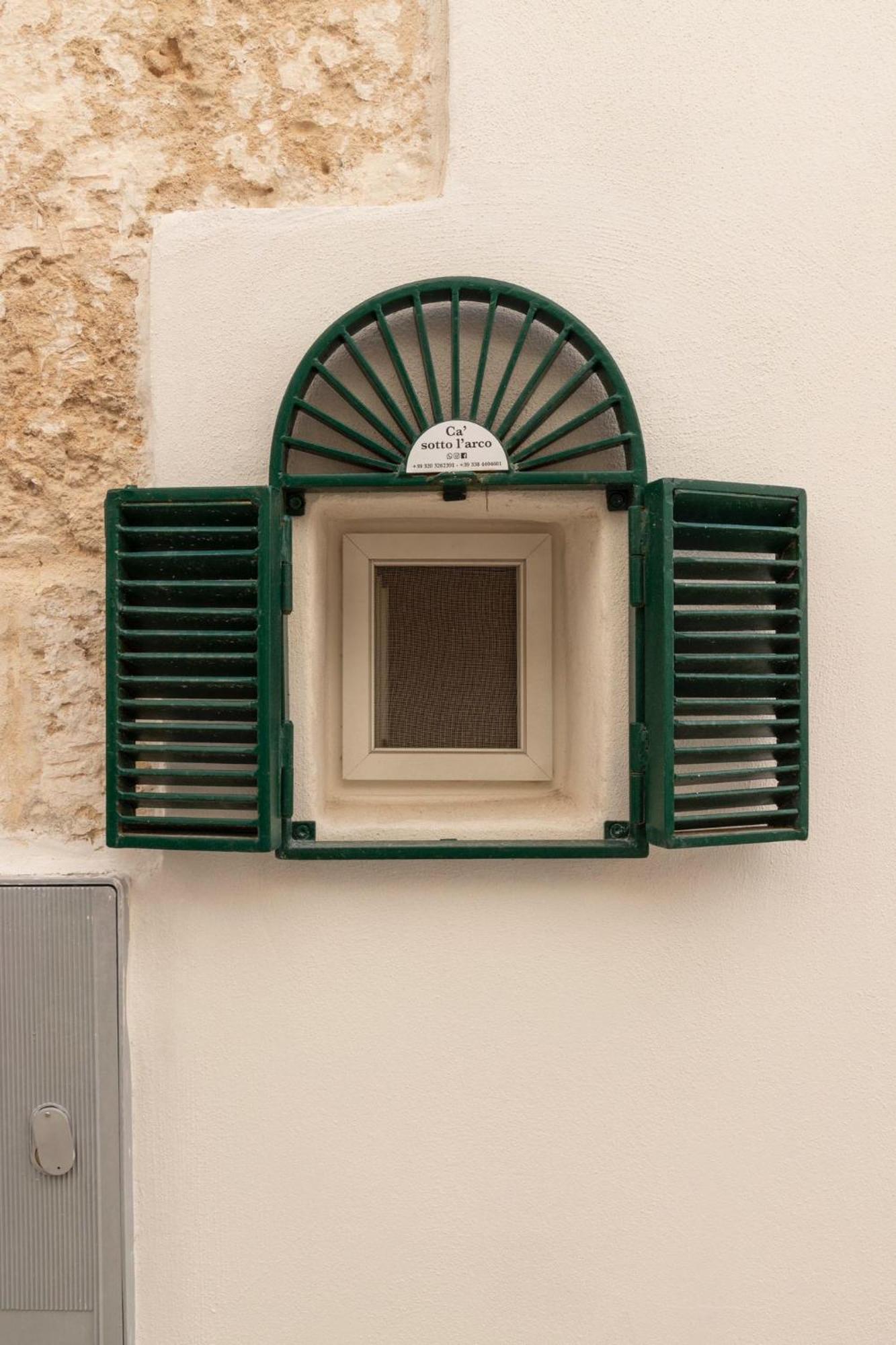 Cà sotto l’arco Acomodação com café da manhã Ostuni Exterior foto