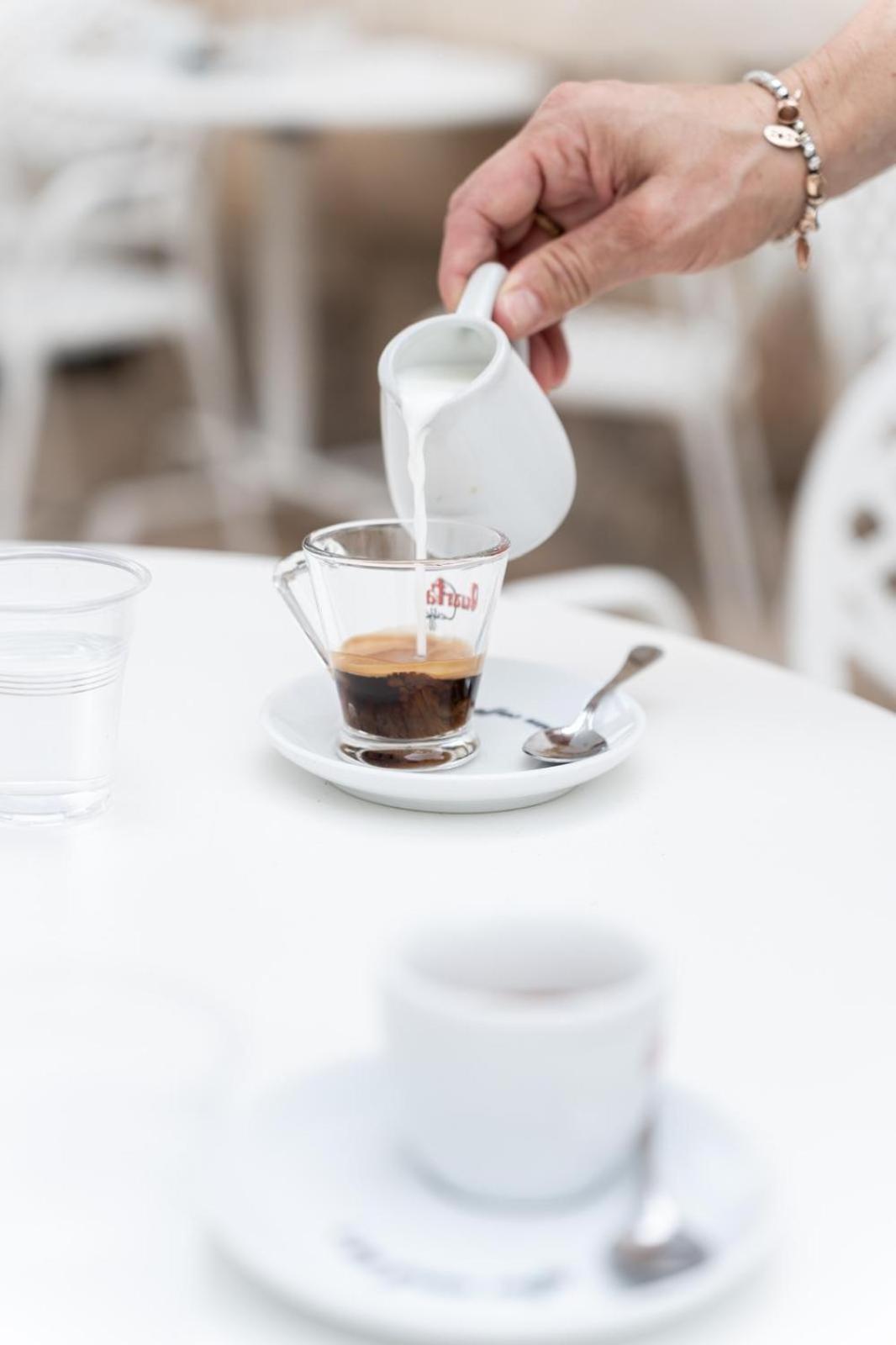 Cà sotto l’arco Acomodação com café da manhã Ostuni Exterior foto